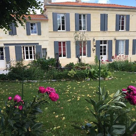 Domaine Des Deux Cedres Bed & Breakfast Gauriac Exterior foto
