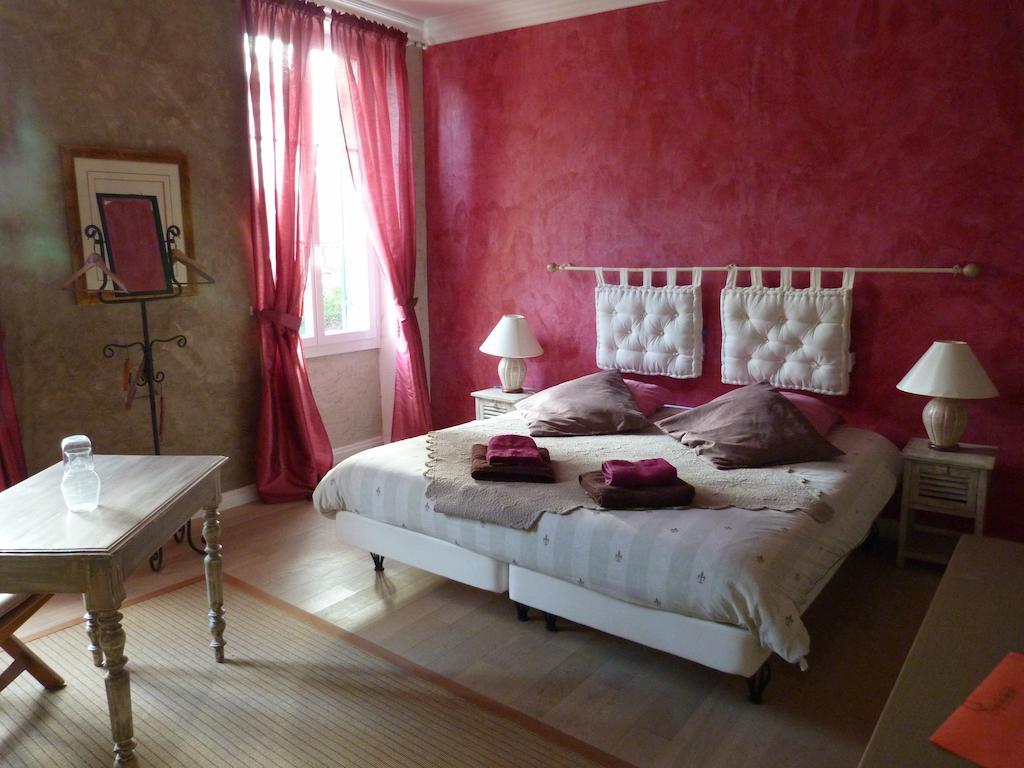 Domaine Des Deux Cedres Bed & Breakfast Gauriac Cameră foto