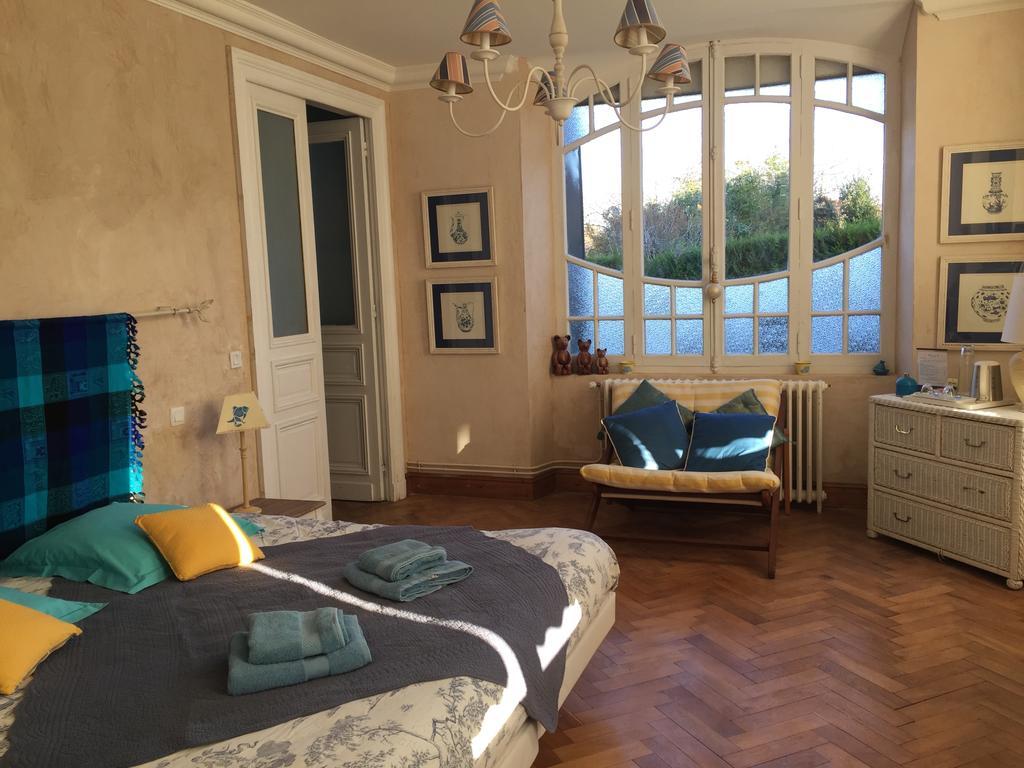 Domaine Des Deux Cedres Bed & Breakfast Gauriac Exterior foto