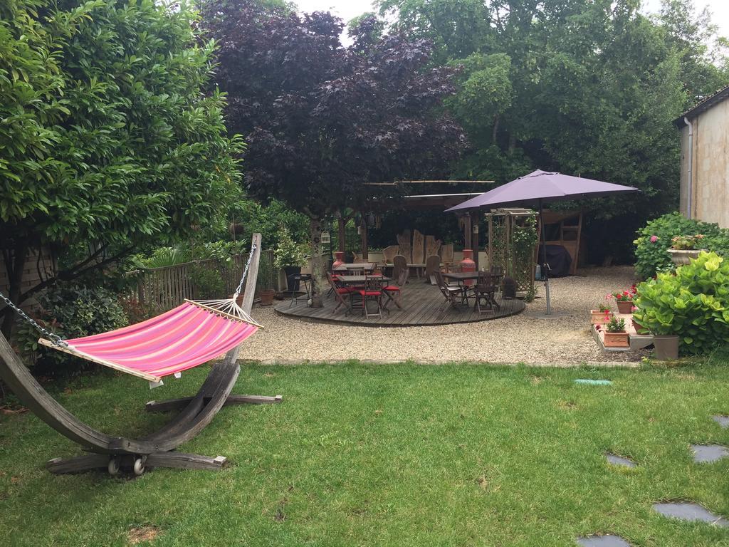 Domaine Des Deux Cedres Bed & Breakfast Gauriac Exterior foto