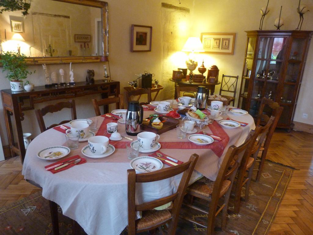 Domaine Des Deux Cedres Bed & Breakfast Gauriac Exterior foto