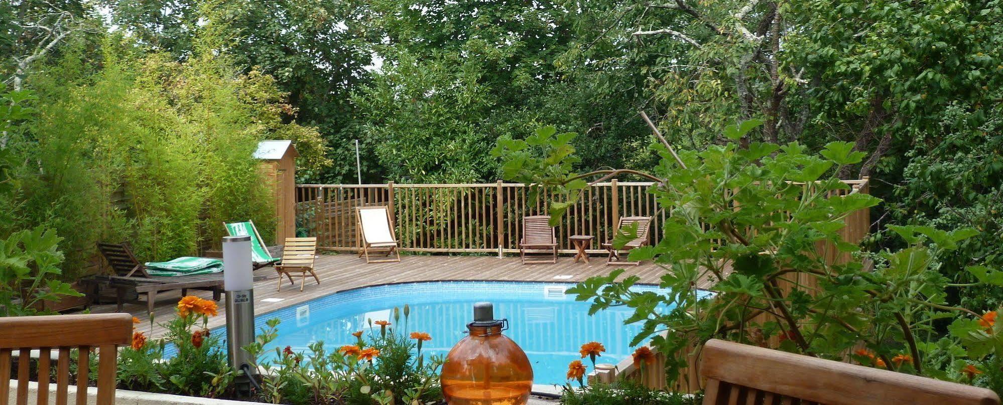 Domaine Des Deux Cedres Bed & Breakfast Gauriac Exterior foto
